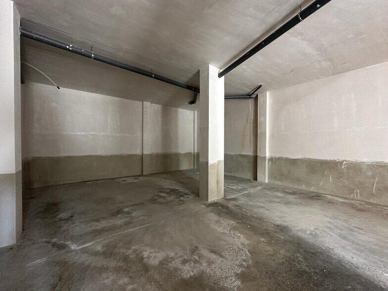 Retail in L'Alcúdia for sale - Building Photo - Image 1 of 11