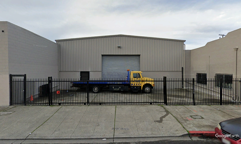 1117-1137 International Blvd, Oakland, CA for lease - Building Photo - Image 3 of 6