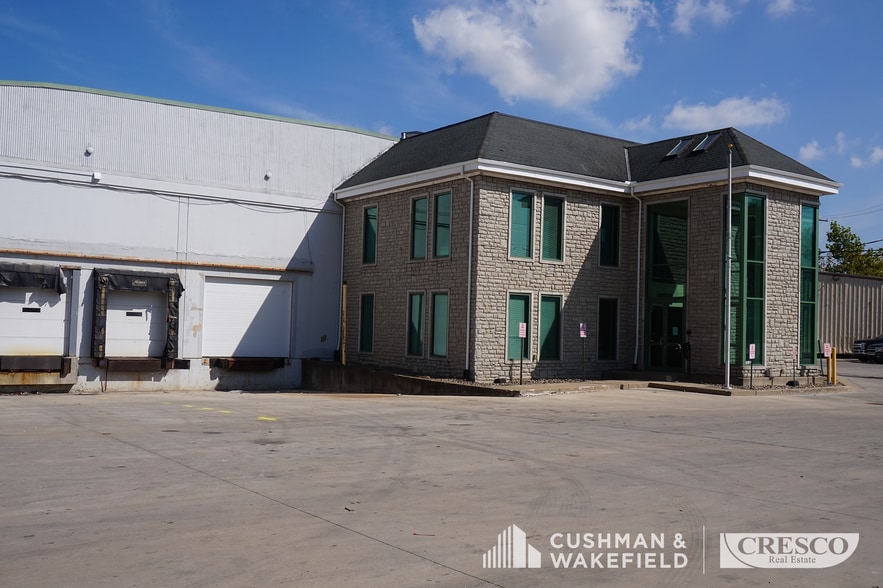 19100 Holland Rd, Brook Park, OH for sale - Building Photo - Image 2 of 3