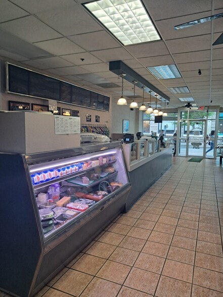 380 George St, New Brunswick, NJ for lease - Building Photo - Image 2 of 10