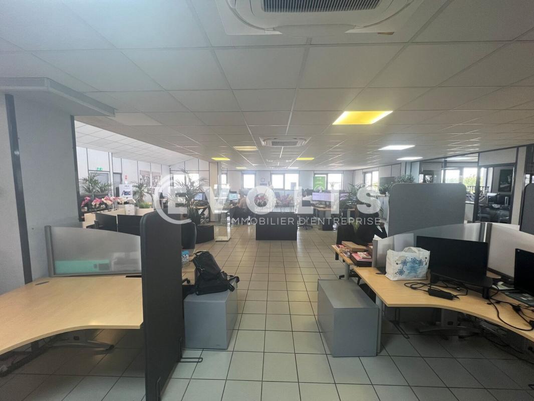 Office in Creteil for sale Interior Photo- Image 1 of 5