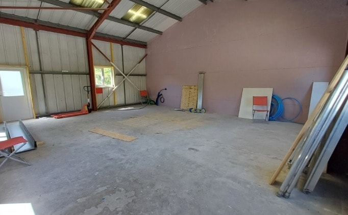 Heron Way, Truro for lease Interior Photo- Image 1 of 3