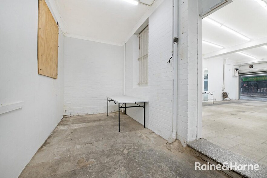 257 Liverpool Rd, Ashfield for lease - Interior Photo - Image 3 of 8