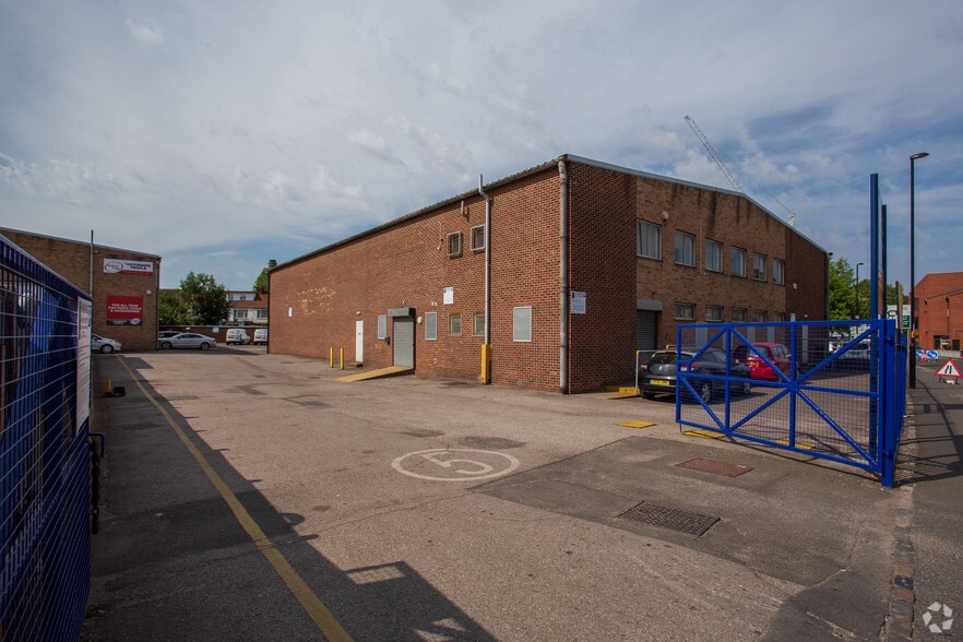 115 Canterbury Rd, Croydon for lease - Building Photo - Image 3 of 3