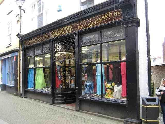 19 Fore St, Liskeard for sale Building Photo- Image 1 of 2