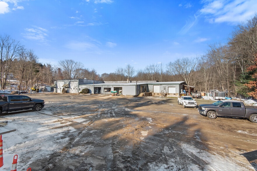 225 West St, Berlin, MA for sale - Building Photo - Image 3 of 12
