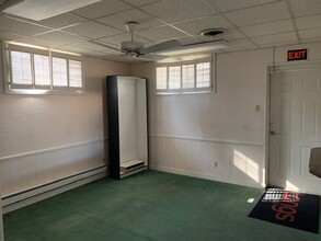 318 Hospital Dr, Thomson, GA for lease Interior Photo- Image 2 of 6