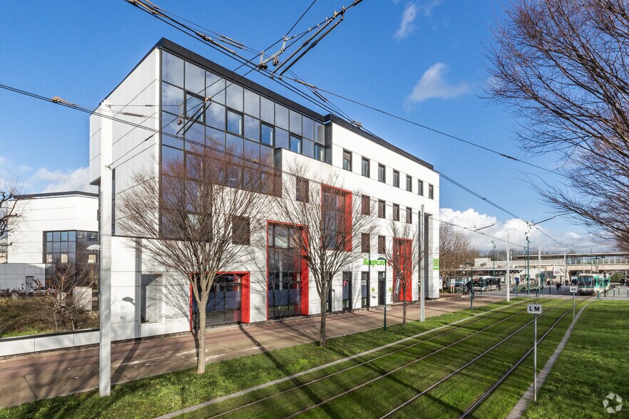 3-5 Promenade De La Bonnette, Gennevilliers for lease - Building Photo - Image 3 of 5