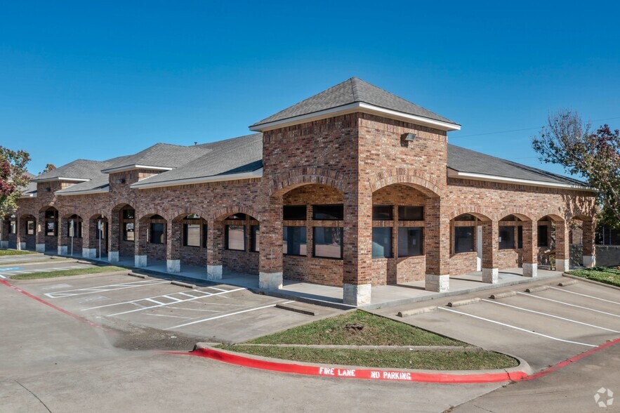 706 W Center St, Duncanville, TX for sale - Building Photo - Image 1 of 1