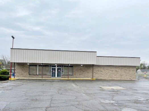 2413 Lower Huntington Rd, Fort Wayne, IN for sale Primary Photo- Image 1 of 1