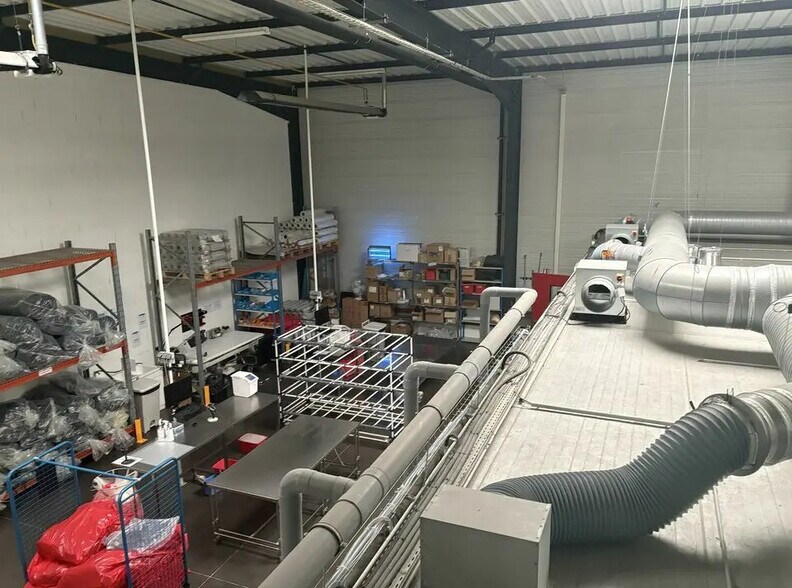 Flex in Vénissieux for sale - Interior Photo - Image 2 of 6