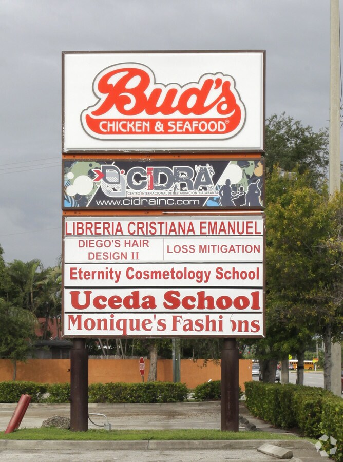 4670 Forest Hill Blvd, West Palm Beach, FL 33415 Bodegon Plaza