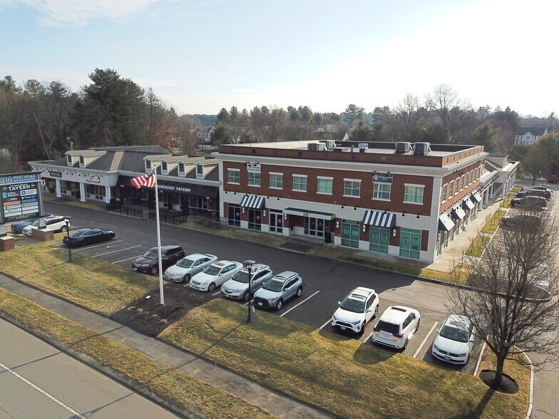 318 Main St, Northborough, MA 01532 Post Road Marketplace