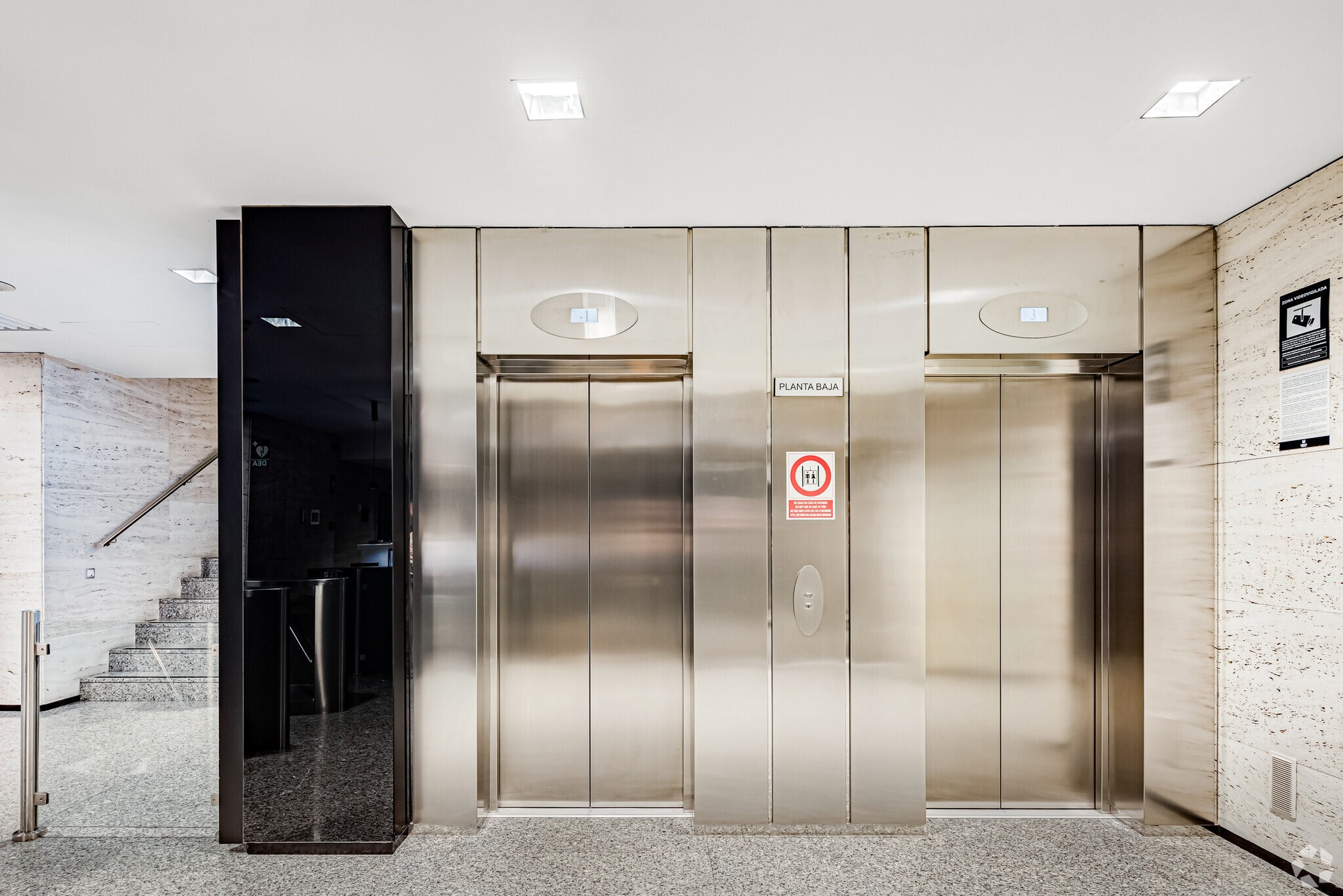 Calle María de Portugal, 3 - 5, Madrid, Madrid for lease Interior Photo- Image 1 of 6