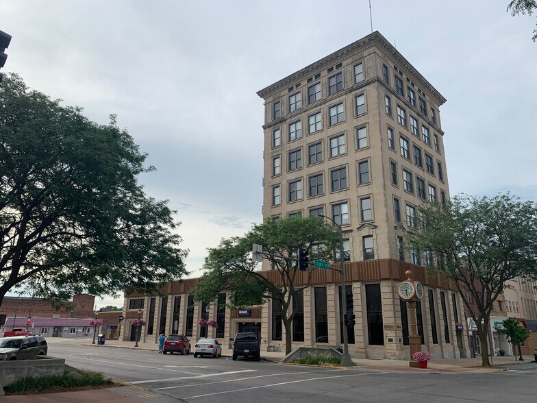 724 Story St, Boone, IA for lease - Building Photo - Image 2 of 4