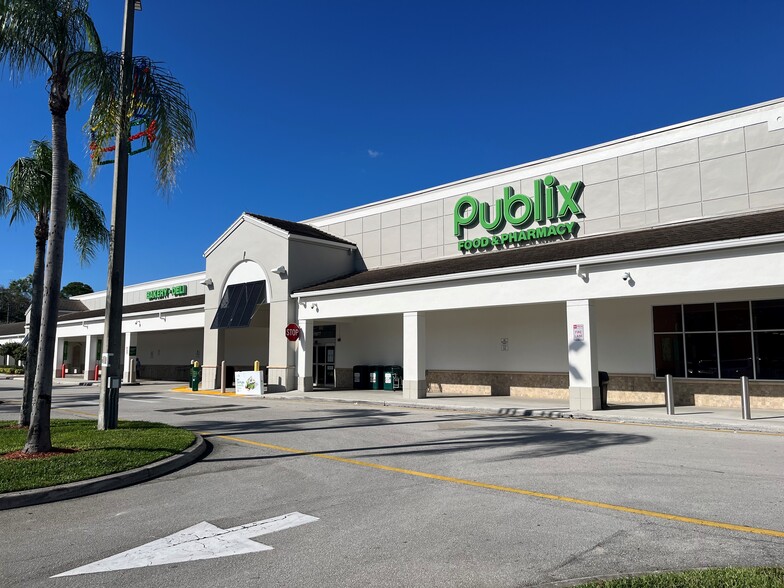 11935-11997 Southern Blvd, Royal Palm Beach, FL for sale - Building Photo - Image 1 of 1