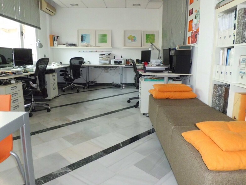Office in El Ejido, Almería for sale - Building Photo - Image 3 of 8