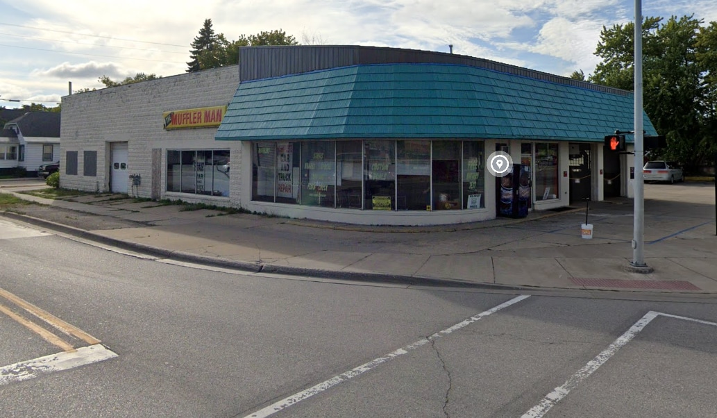 1002 W Chisholm St, Alpena, MI for sale Primary Photo- Image 1 of 2