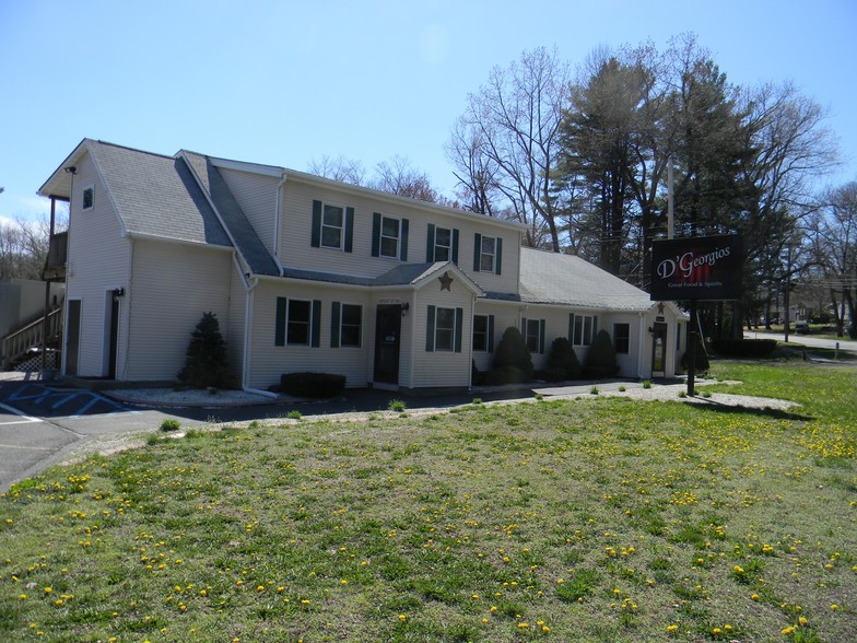 157 Feeding Hills Rd, Southwick, MA for sale - Building Photo - Image 1 of 1