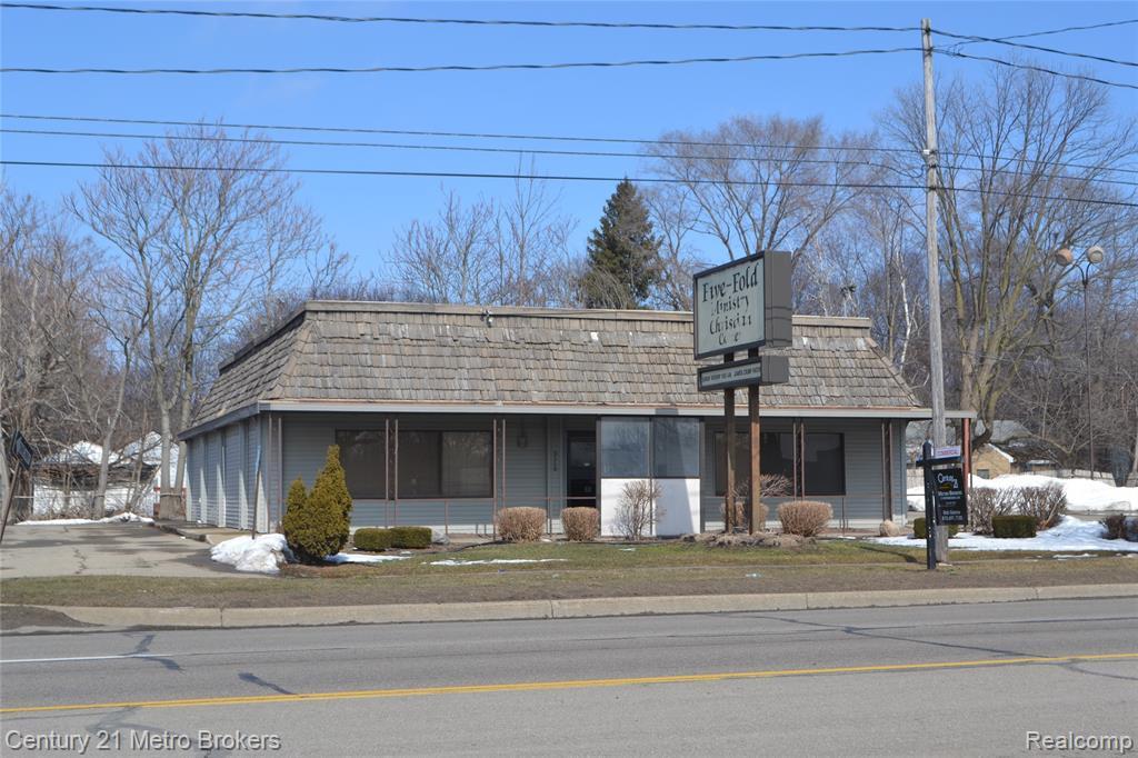 3116 W Pierson Rd, Flint, MI for sale Building Photo- Image 1 of 1