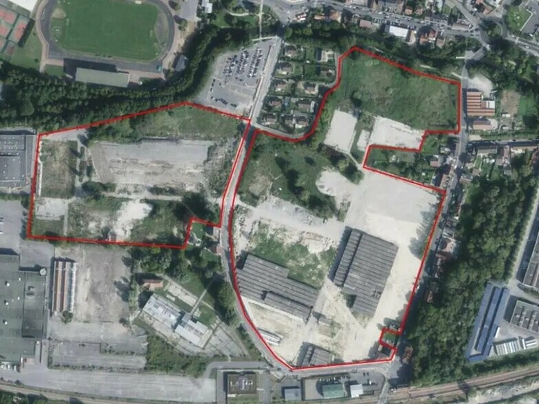 Land in Montataire for sale - Aerial - Image 1 of 1