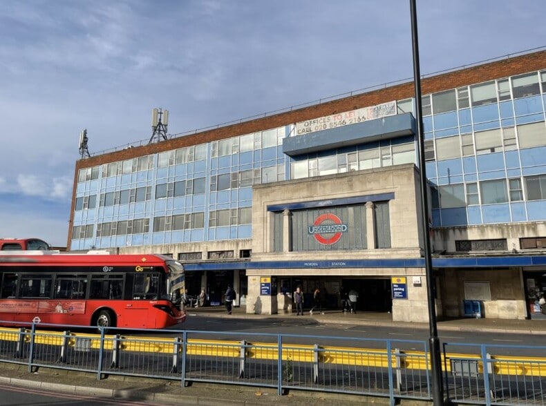 London Rd, Morden for lease - Building Photo - Image 1 of 8