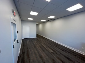 270 Jericho Tpke, Floral Park, NY for lease Interior Photo- Image 2 of 9