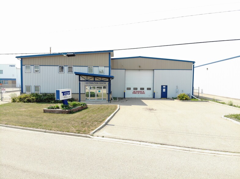 7932 Edgar Industrial Way, Red Deer, AB for lease - Building Photo - Image 1 of 13