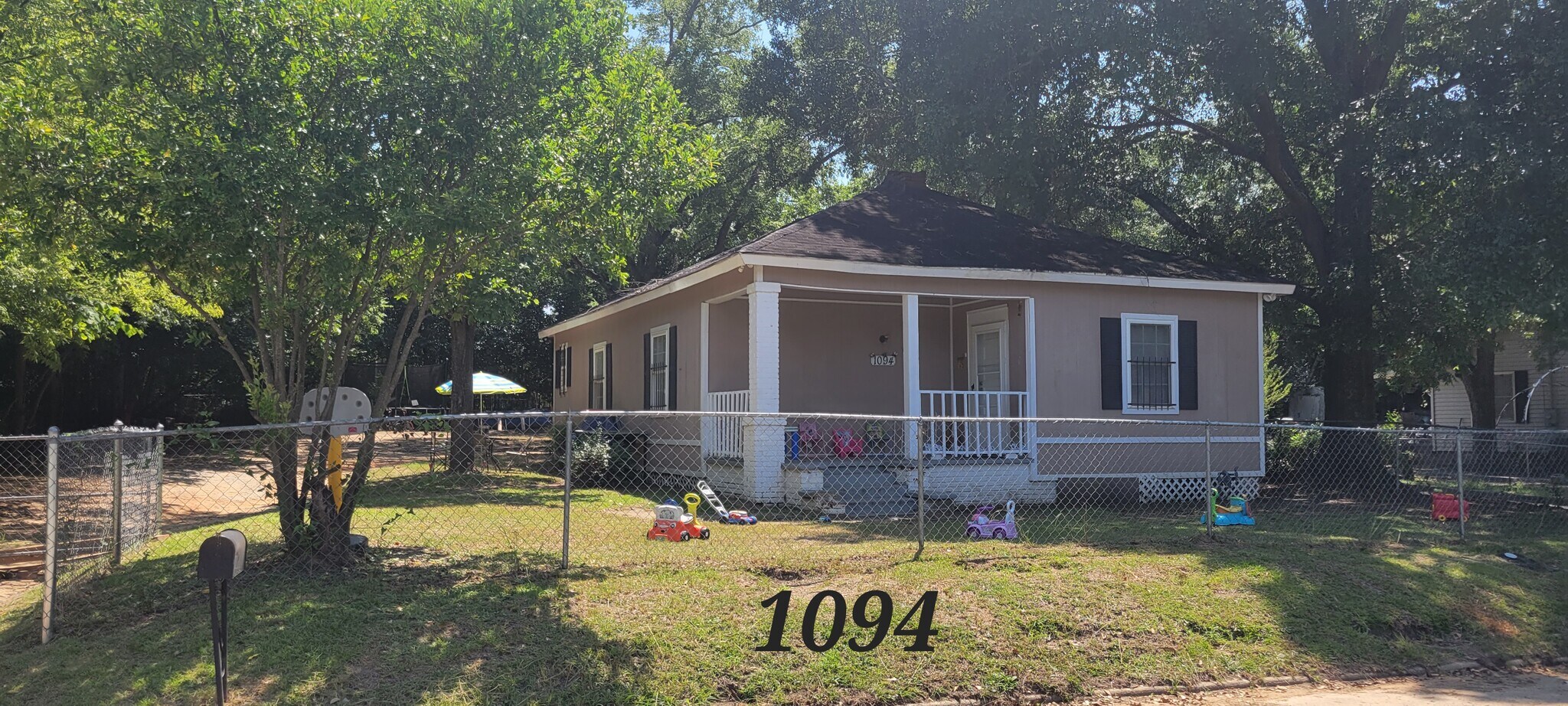 1094 Triple Hill Dr, Macon-Bibb, GA for sale Building Photo- Image 1 of 1