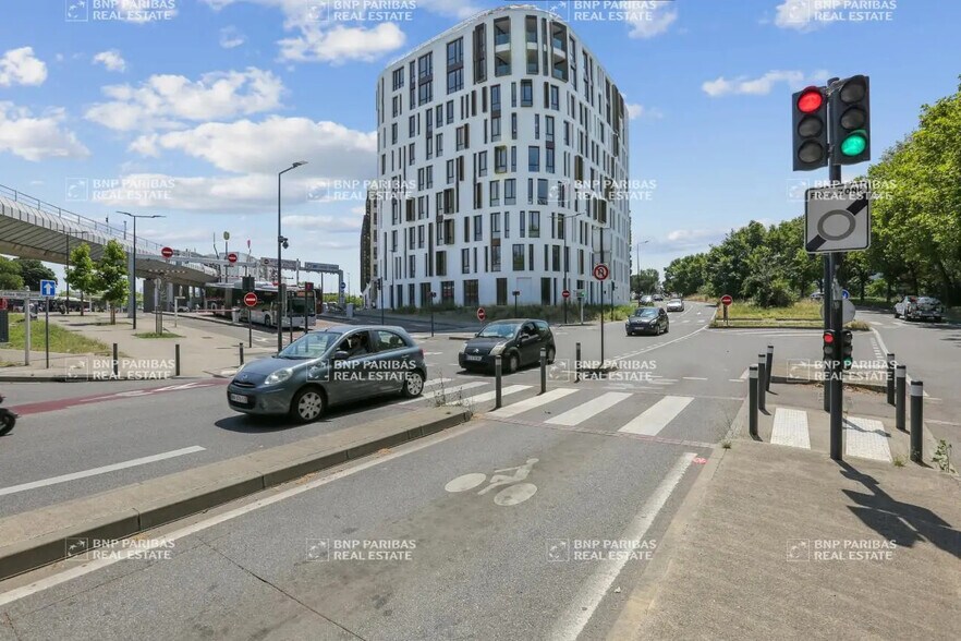 Office in Toulouse for sale - Building Photo - Image 2 of 22