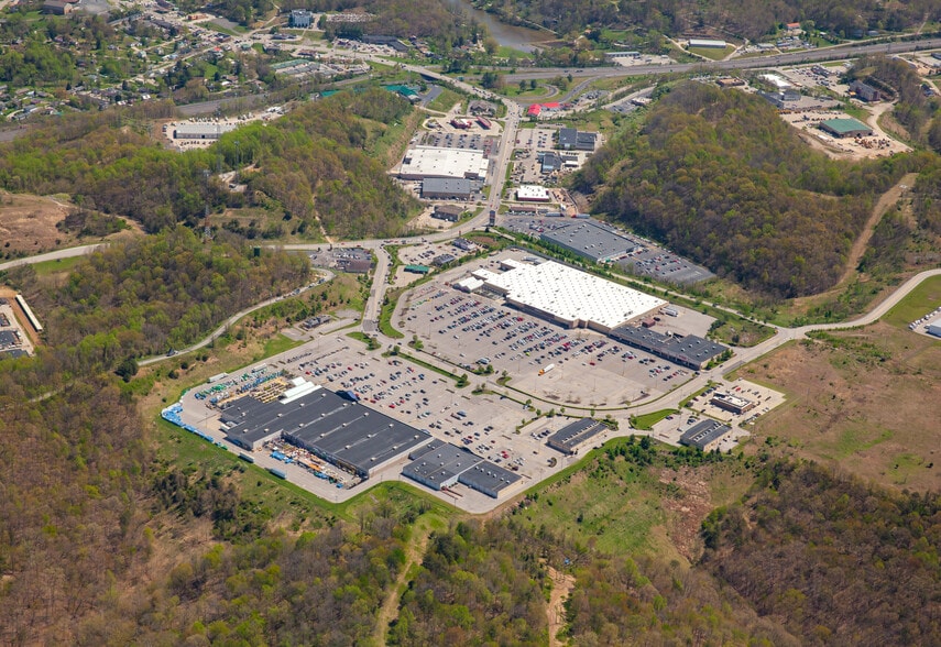 700-1000 Nitro Market Pl, Nitro, WV for lease - Building Photo - Image 2 of 26