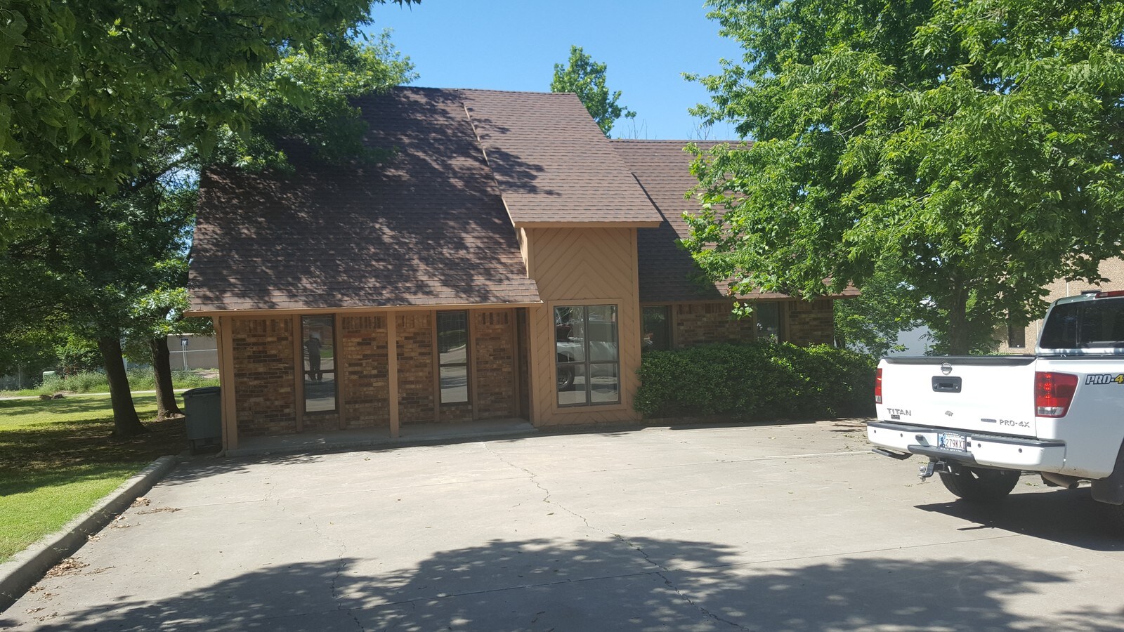 810 SW C Ave, Lawton, OK 73501