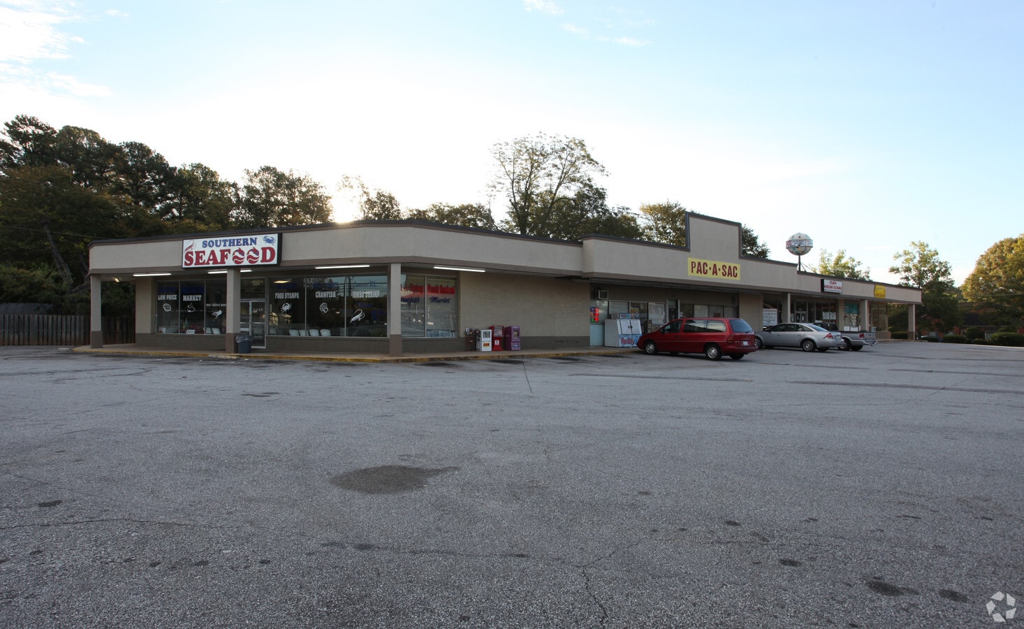 2611 Lawrenceville Hwy, Decatur, GA 30033 Retail for Lease