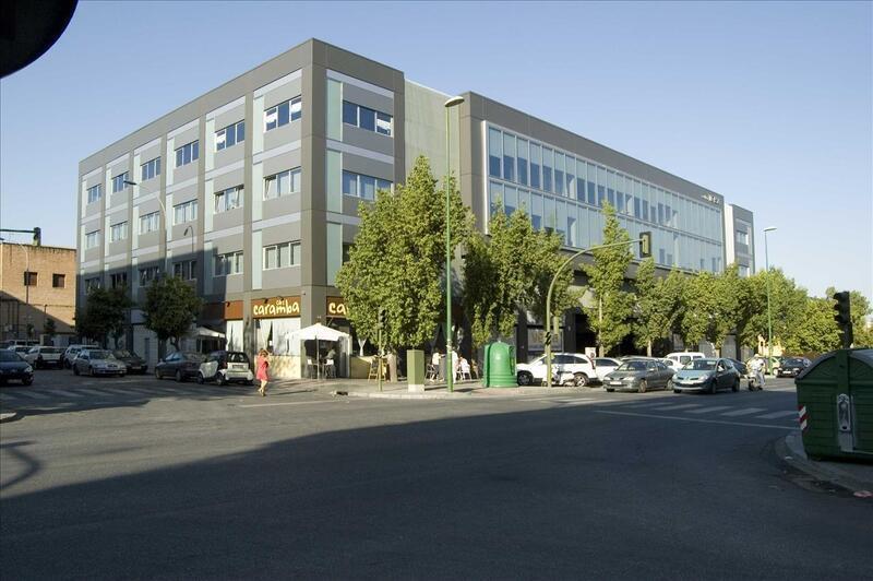 Office in SEVILLA for sale - Building Photo - Image 2 of 14