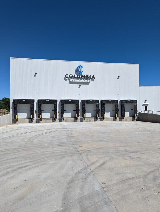 959 Columbia St, Crete, IL 60417