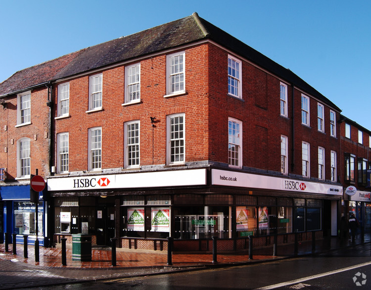 1-2 Market Pl, Wokingham for lease - Primary Photo - Image 1 of 1