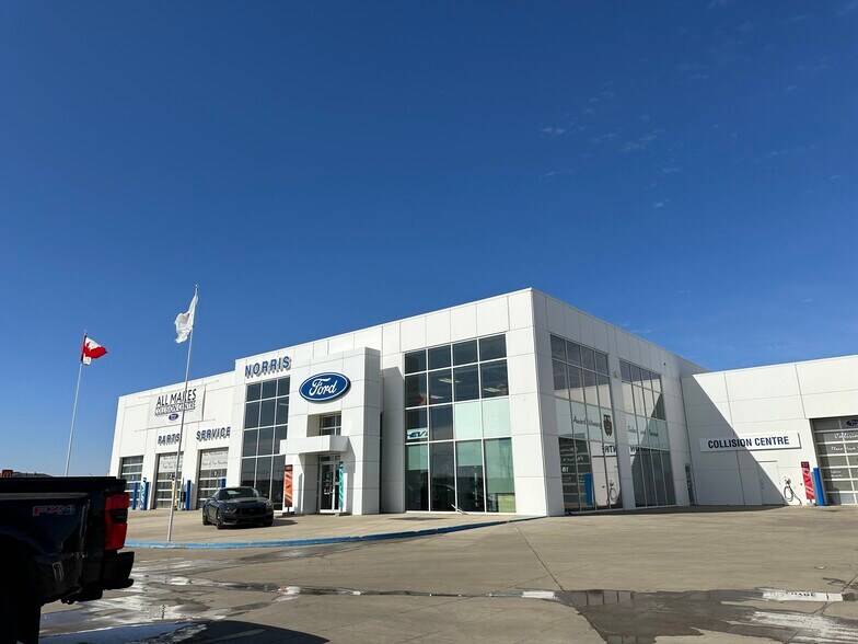 2917 15 Av, Wainwright, AB for sale - Building Photo - Image 2 of 8