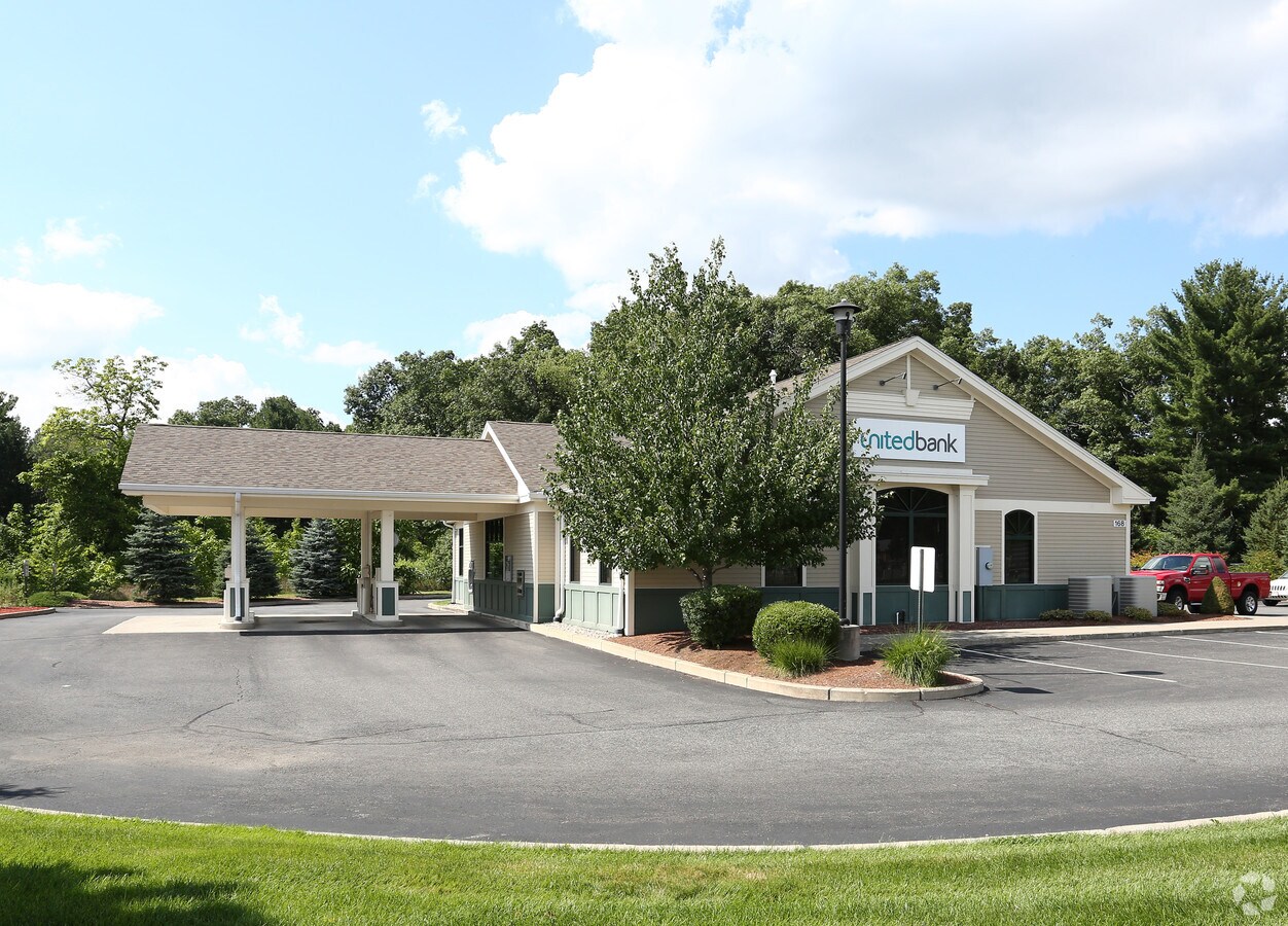 168 Southampton Rd, Westfield, MA 01085 Retail for Lease