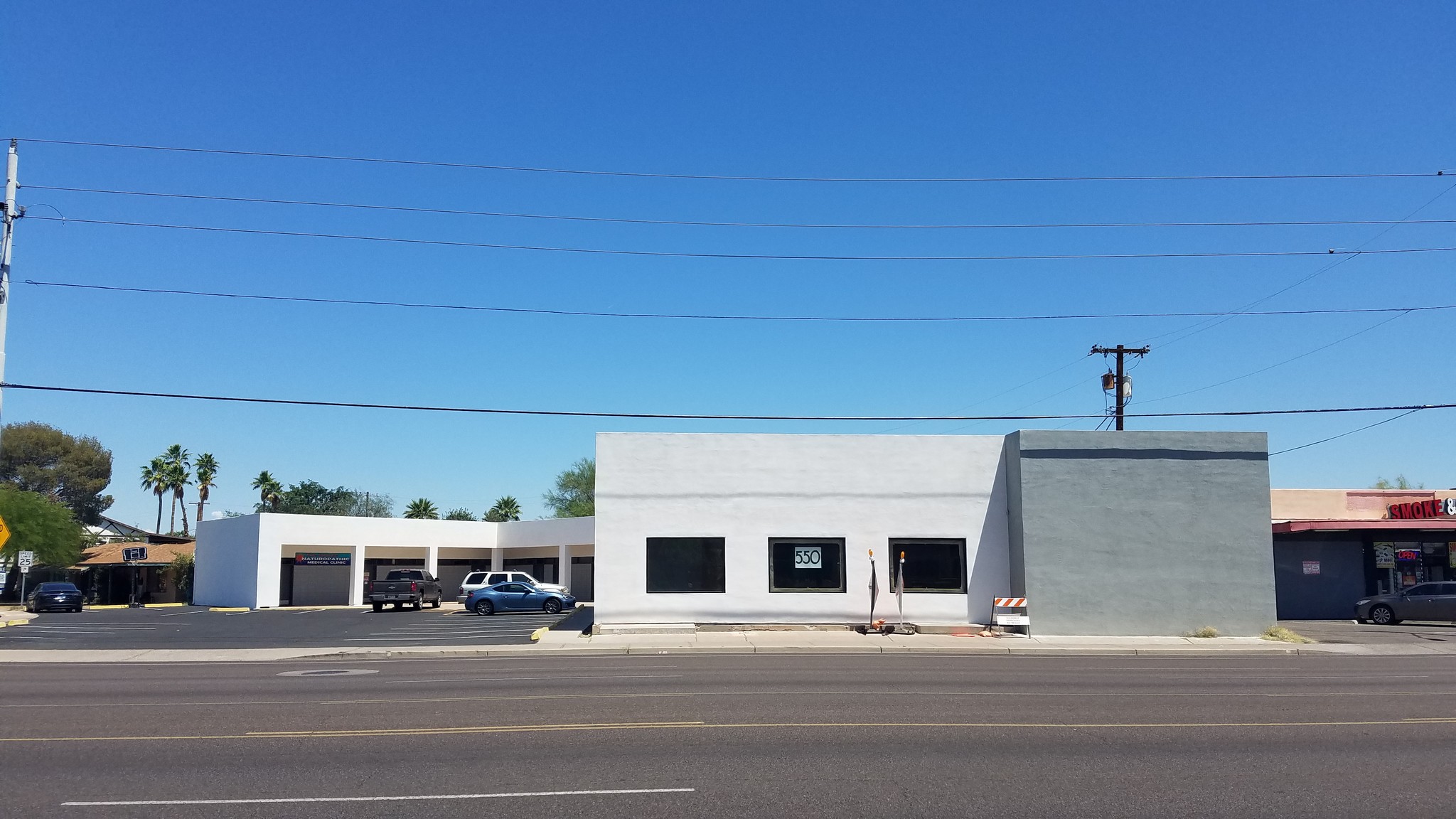 550 W Indian School Rd, Phoenix, AZ for lease Building Photo- Image 1 of 4