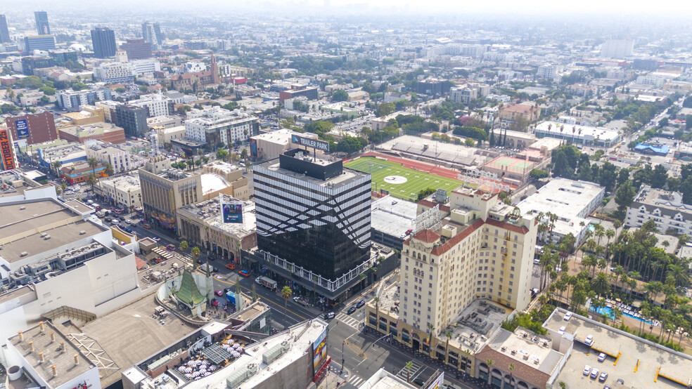 6922 Hollywood Blvd, Los Angeles, CA for lease - Building Photo - Image 2 of 22