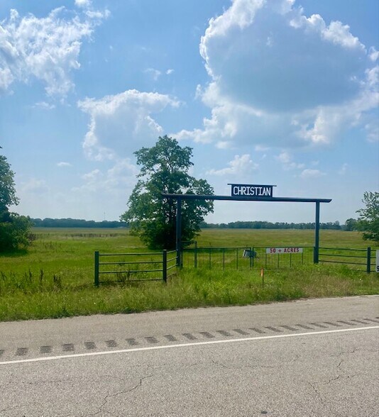 000 FM 521, Angleton, TX for sale - Building Photo - Image 1 of 1