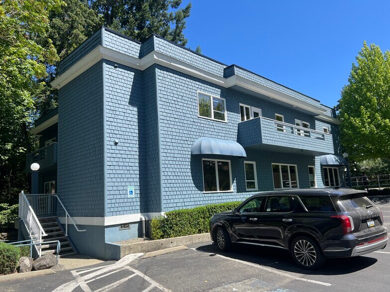 545 Rainier Blvd N, Issaquah, WA 98027 Office for Sale