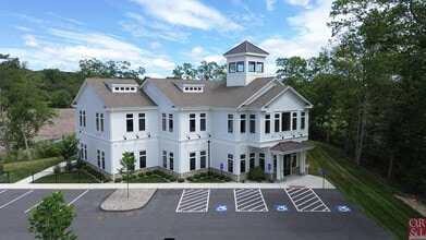 215 Elm St, Old Saybrook, CT for lease Interior Photo- Image 2 of 6