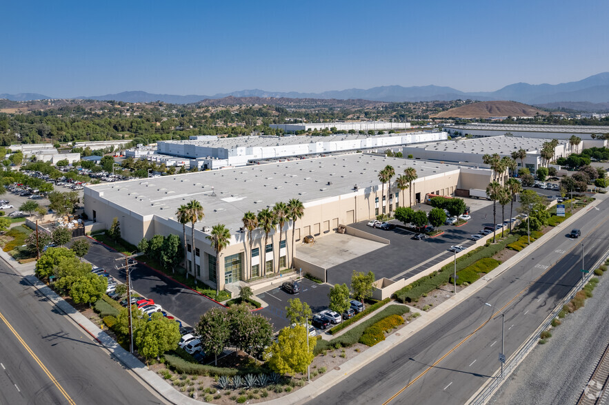 21301-21307 Ferrero Pky, City Of Industry, CA for lease - Building Photo - Image 3 of 10