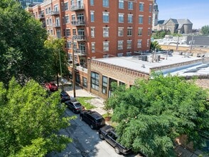 942-944 W Huron St, Chicago, IL - AERIAL  map view - Image1