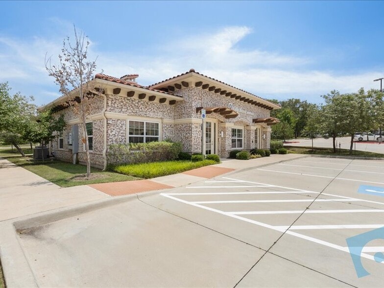 210 Miron Dr, Southlake, TX for lease - Building Photo - Image 3 of 18