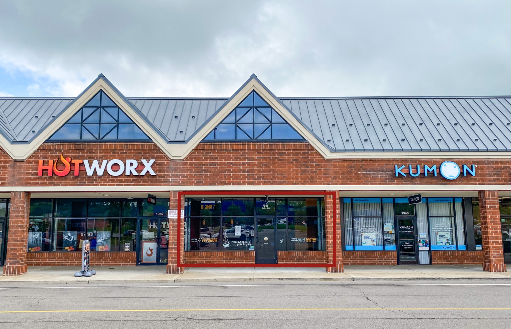 1000-1450 Park Manor Blvd, Pittsburgh, PA for lease Building Photo- Image 1 of 2