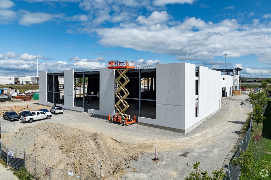 435 Cityview Blvd, Vaughan, ON for sale - Building Photo - Image 3 of 22