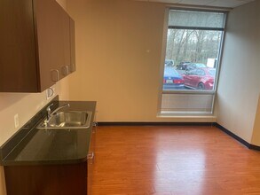 7050 Hi Tech Dr, Hanover, MD for sale Interior Photo- Image 2 of 7