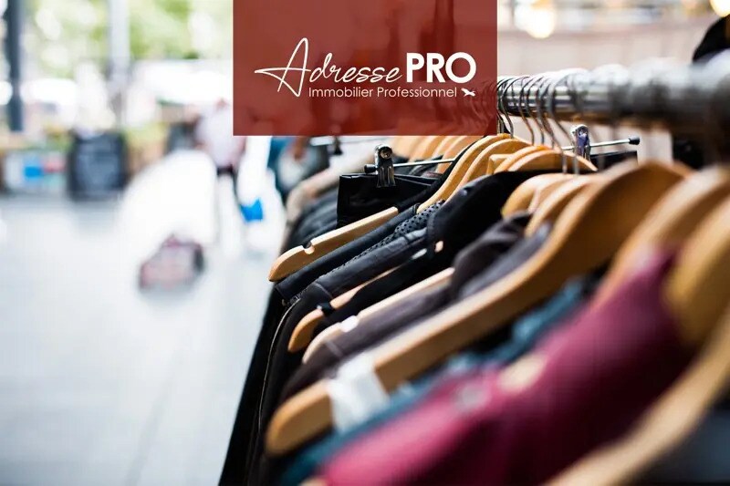 Retail in Arcachon for lease Building Photo- Image 1 of 4